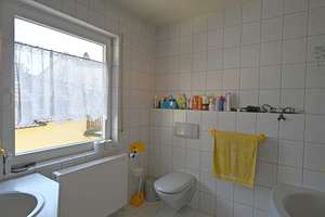 **PROVISIONSFREI** Ist doch toll: Ein Haus zum Selbstbezug und eins als Kapitalanlage – Die vollständige Adresse der Immobilie erhältst du vom Anbieter., 55129 Ebersheim, Mainz – Vorschaubild 16