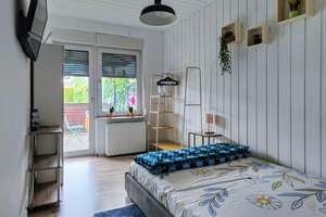 Großzügiges Reihenendhaus mit vermieteter Einliegerwohnung, Garten, Balkon und Kamin – Die vollständige Adresse der Immobilie erhältst du vom Anbieter., 47228 Hochemmerich, Duisburg – Vorschaubild 9