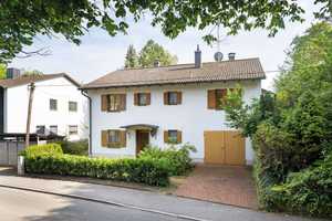 Modernisierungsbedürftiges Einfamilienhaus mit viel Potential – Erding (Kreis) – Vorschaubild 1