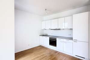 Großzügige Wohnung mit Wintergarten und Balkon sucht Mieter: 3-Zimmer, 119m² – Konrad-Adenauer-Ring 1a, 65187 Rheingauviertel / Hollerborn, Wiesbaden – Vorschaubild 4
