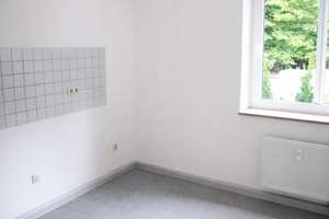 **KRIEGSHABER** Gepflegtes Mehrfamilienhaus mit 6 Wohneinheiten unweit der Uniklinik – Untere- Osterfeld- Straße 76, 86156 Kriegshaber, Augsburg – Vorschaubild 12