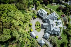 Villa mit hoch gepflegter Außenanlage mit traumhafter Zufahrt auf einem 8.497 m² Grundstück – Die vollständige Adresse der Immobilie erhältst du vom Anbieter., 59755 Arnsberg – Vorschaubild 16