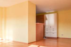 Moderne 3-Zimmer-Eigentumswohnung mit zwei Balkonen und Garage in Wiesbaden-Klarenthal – Die vollständige Adresse der Immobilie erhältst du vom Anbieter., 65197 Klarenthal, Wiesbaden – Vorschaubild 8