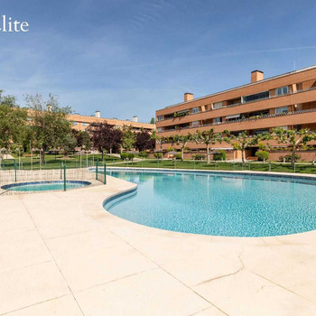 EXKLUSIVE WOHNUNG IN PRADO DE SOMOSAGUAS