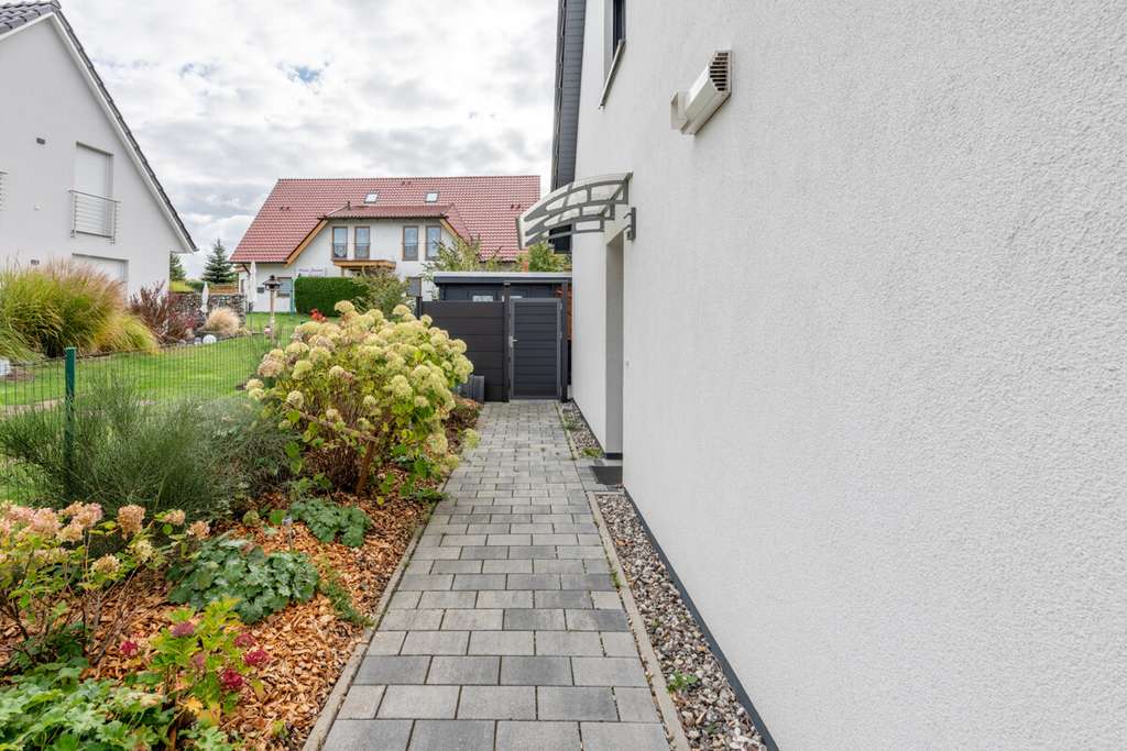 Immobilie in Ückeritz - Smart investieren – Modernes Energie-Effizienzhaus mit Einliegerwohnung - Bild 2