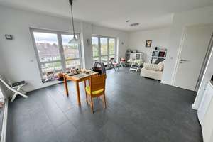 Moderne 2-Zimmer-DG-Wohnung in ruhiger Lage von Eschborn/Niederhöchstadt!