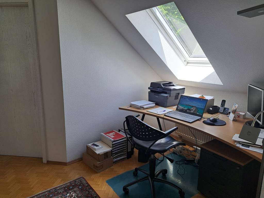 Immobilie in Garching bei München - 2-Zimmer Dachgeschosswohnung mit Südwestbalkon in Garching bei München - Bild 3