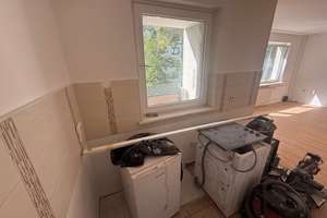 Berlin Tempelhof: 38,3qm Etw am Klarensee, Balkon, Aufzug, Keller, Garten – Blumenthalstraße 23, 12107 Mariendorf, Berlin – Vorschaubild 9