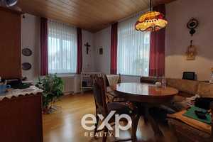 RESERVIERT !  -  Top-Lage für ein oder zwei Familien - viel Potenzial – Biberach (Kreis) – Vorschaubild 5