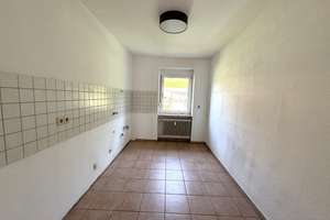 Großzügige 4- Zimmer- Eigentumswohnung mit Garage – Die vollständige Adresse der Immobilie erhältst du vom Anbieter., 76534 Varnhalt, Baden-Baden – Vorschaubild 3