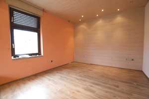 Brühl, bezugsfreies Wohnhaus + 3 Monteurzimmer + 1 Apartment + 1  Kiosk – Rhein-Erft-Kreis – Vorschaubild 6