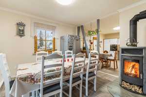 Großes Einfamilienhaus mit Pool, Scheune und schönem Garten – Enzkreis – Vorschaubild 3