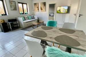 Wohnen mit Charakter: 2-Zimmer-Wohnung in Solingen-Mitte – Die vollständige Adresse der Immobilie erhältst du vom Anbieter., 42651 Solingen-Mitte, Solingen – Vorschaubild 3