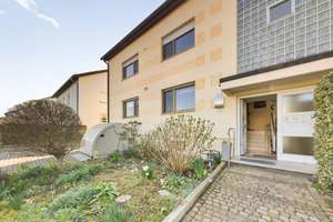 Großzügige DHH mit 3 Wohneinheiten und Garten in ruhiger Feldrandlage von Böckingen - frei ab 06/26 – Die vollständige Adresse der Immobilie erhältst du vom Anbieter., 74080 Böckingen, Heilbronn – Vorschaubild 2