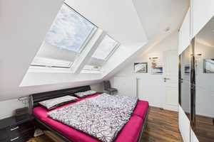 Lichtdurchflutete Dachgeschosswohnung mit Süd-Loggia in München-Untermenzing – München – Vorschaubild 19