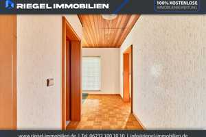 Sie hier? Wir auch! Doppelhaushälfte mit 2 Bädern, Büros im Anbau und Garage in beliebter Wohnlage – Rhein-Pfalz-Kreis – Vorschaubild 13