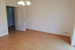 Modernisierte Wohnung mit drei Zimmern und Balkon in Dessau-Roßlau – Die vollständige Adresse der Immobilie erhältst du vom Anbieter., 6842 Innerstädtischer Bereich Süd, Dessau-Roßlau – Vorschaubild 5