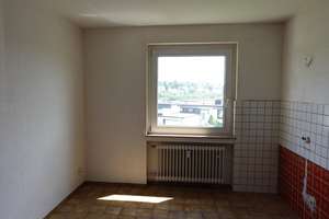 KOMPROMISSLOS GESTALTEN - IHRE 3-ZIMMER-WOHNUNG MIT LOGGIA IN ANGENEHMER WOHNLAGE – Die vollständige Adresse der Immobilie erhältst du vom Anbieter., 42657 Burg/Höhscheid, Solingen – Vorschaubild 3