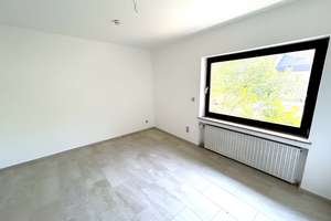 Exklusiver, großer Walmdachbungalow mit herrlichem Garten, großer Terrasse & Garage in ruhiger Lage! – Die vollständige Adresse der Immobilie erhältst du vom Anbieter., 50169 Kerpen – Vorschaubild 13