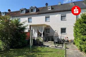 Geräumiges Reihenmittelhaus in Nürnberg - Altenfurt – Nürnberg – Vorschaubild 1