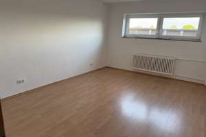 Frisch gestrichene 3-Zimmer-Wohnung im EG in Top-Lage in Köln-Weidenpesch – Neusserstr. 764, 50737 Weidenpesch, Köln – Vorschaubild 4