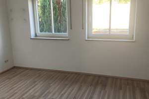 Gepflegtes Reihenmittelhaus in bester Lage -  Ingolstadt-West – Streiterstr. 47, 85049 Mitte, Ingolstadt – Vorschaubild 6