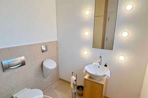 Unikat-Luxushaus mit Aufzug, Klima, Sauna, hausinterner Garage und und und – 60437 Nieder-Eschbach, Frankfurt am Main – Vorschaubild 13