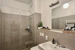 Stilvolles Penthouse in Pempelfort: 2,5 Zimmer mit Balkon – 40477 Pempelfort, Düsseldorf – Vorschaubild 9
