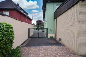 Großzügiges Zweifamilienhaus mit weitläufigem Grundstück, zwei Garagen und vielseitigem Nutzungs – 44339 Eving (Ortsteil), Dortmund – Vorschaubild 22