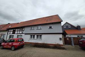 Wohnen & Vermieten: Ferienwohnung sofort nutzbar – OG/DG mit viel Potenzial zur Sanierung in Drübeck – Die vollständige Adresse der Immobilie erhältst du vom Anbieter., 38871 Drübeck – Vorschaubild 3
