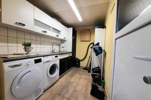 * Top modernisiertes Einfamilienhaus * Ideal für Autoliebhaber * ruhige & zentrale Lage * Top Verkeh – Friesland (Kreis) – Vorschaubild 29