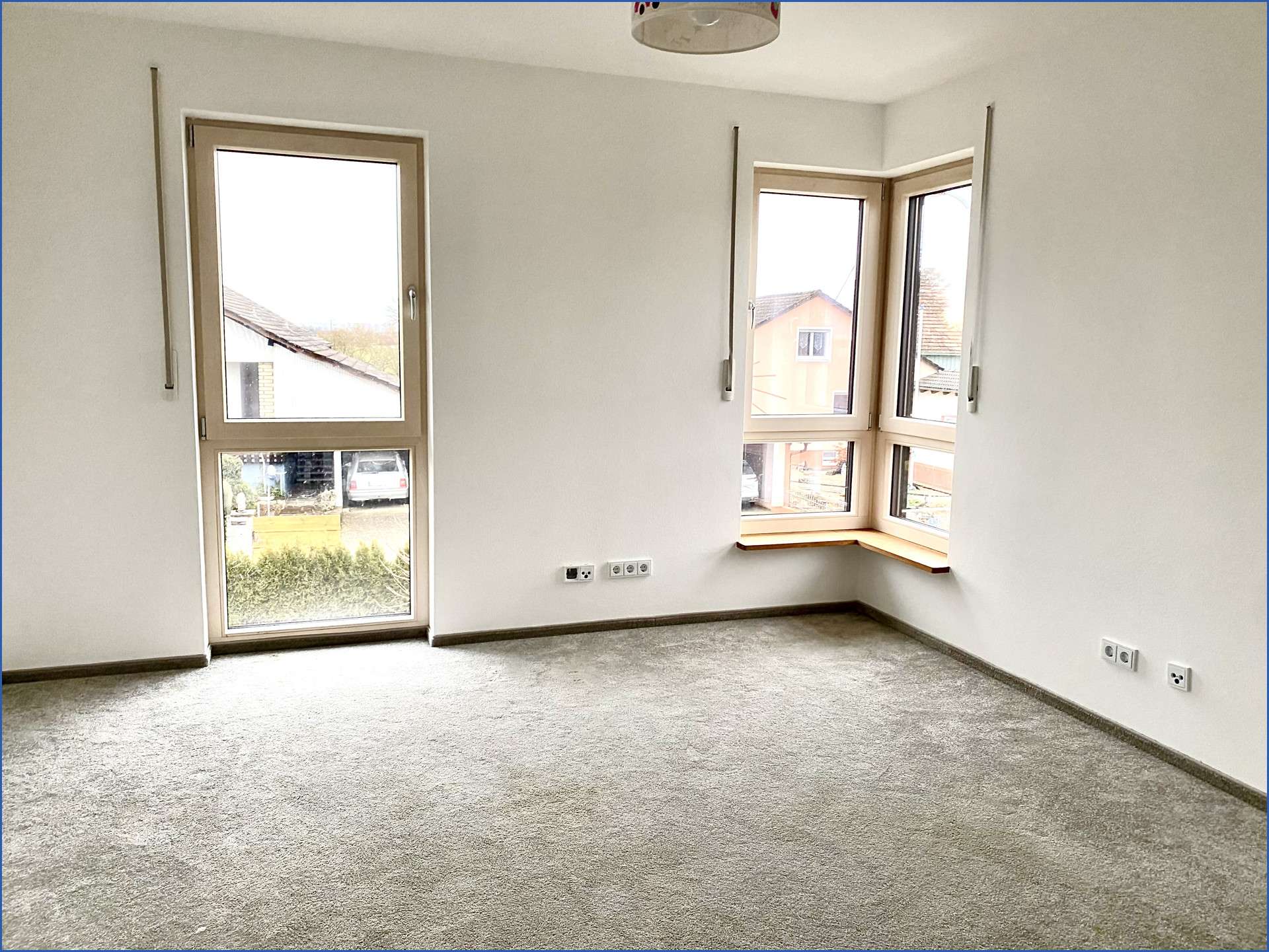 Immobilie in Langenmosen - Exklusivität mit Wohlfühl-Charakter! - Bild 0