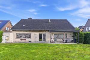 Luxuriöses 1-2 Familienhaus mit Garten, Garage und Top-Ausstattung – Die vollständige Adresse der Immobilie erhältst du vom Anbieter., 47495 Rheinberg – Vorschaubild 36