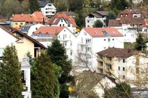 Ruhig gelegenes 3-Zimmer-Apartment im Hinterhaus, Einbauküche ,Terrassenbereich