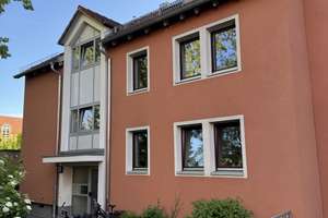 Wohnen mit Charakter: 3,5-Zimmer-Wohnung in Erlangen-Büchenbach