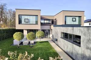 Für Individualisten:
Architektenhaus
mit Dreifachgarage
in Thannhausen – Die vollständige Adresse der Immobilie erhältst du vom Anbieter., 86470 Thannhausen – Vorschaubild 1