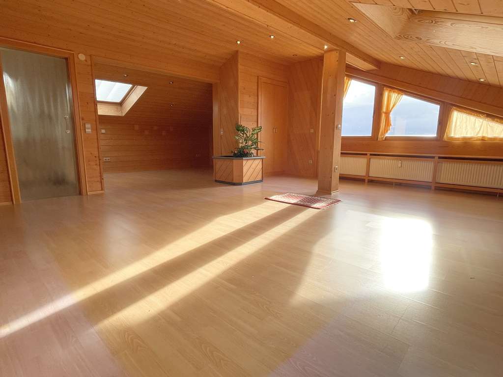 Immobilie in Bad Bergzabern - Gemütliche Dachgeschosswohnung mit großartigem Panoramablick! - Bild 4