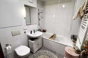 SEEBAUER | 2 Zi. im 4. OG - sehr ruhig - Balkon und EBK – Simonsfeldstr. 28, 80997 Allach, München – Vorschaubild 9