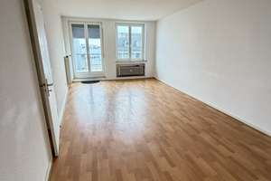 Rheinstr. 93/2 Zi-DG WHG mit geraden Wänden und Terrasse /Aufzug – Rheinstrasse 93, 47798 Stadtmitte, Krefeld – Vorschaubild 5