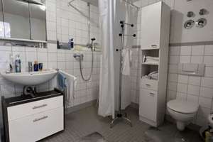 Seniorenwohnung - sehr zentral  und doch ruhig weil hoch gelegen in RS City   – 42853 Mitte, Remscheid – Vorschaubild 2