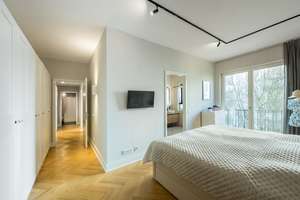 Exklusive 200 m² Eigentumswohnung mit hochwertiger Ausstattung im Lindenpalais – Die vollständige Adresse der Immobilie erhältst du vom Anbieter., 50968 Marienburg, Köln – Vorschaubild 6