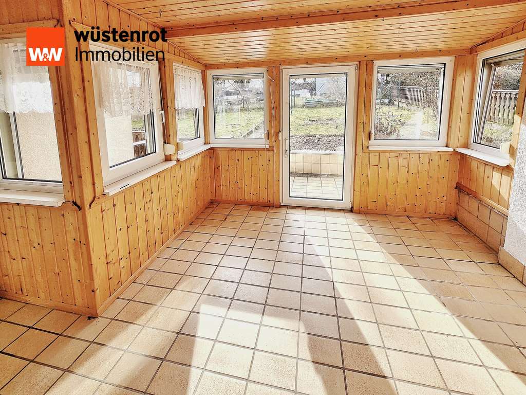 Immobilie in Büdingen - Paradies für 2 (Familien)! Büdingen OT, ca. 250 m² Wfl, 2 Kamine, Feldrandlage, 3 Garagen & Wallbox! - Bild 3