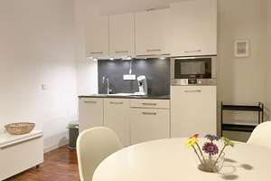 Cosy furnished apartment in Mitte next to subway with gym, rooftop terrace, sauna – Chausseestraße 106, 10115 Mitte (Ortsteil), Berlin – Vorschaubild 8