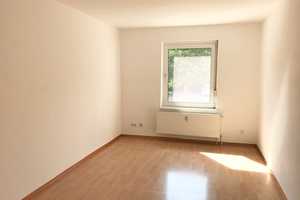 Balkon zum begrünten Innenhof – Försterstr. 13, 39112 Magdeburg – Vorschaubild 3