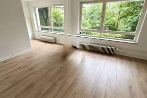 Frisch renovierte 1-Zimmer-Wohnung in Wuppertal - Zentral
