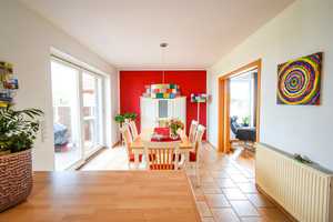 *** Traumhafter Garten mit Traumhaus ***
Eltern und Kinder werden dieses Haus lieben – Leer (Kreis) – Vorschaubild 29