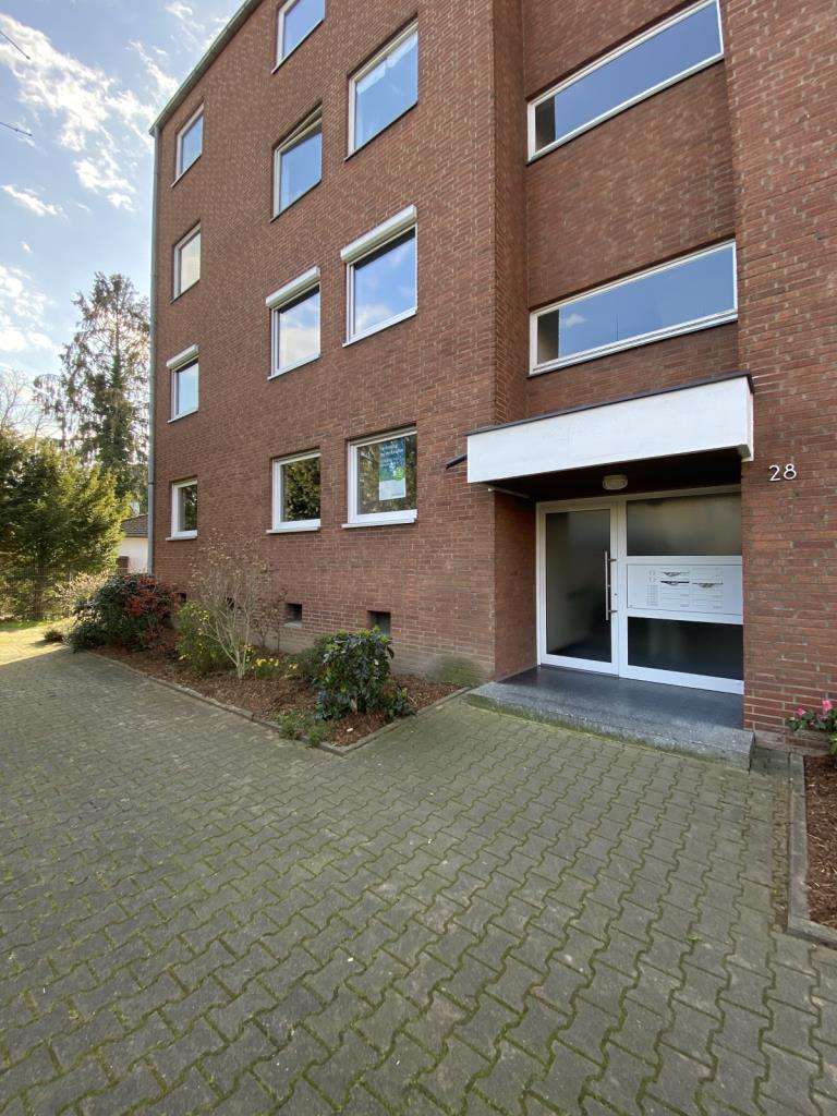 PROVISIONSFREI! Ab sofort freie 2 Zimmer Wohnung mit Balkon in Düsseldorf- Eller zur Selbstnutzung!