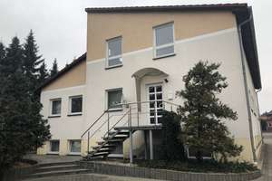 18 Zimmer/Büros/ Gewerbe mit Wohnung und Parkplätze – Die vollständige Adresse der Immobilie erhältst du vom Anbieter., 3205 Calau – Vorschaubild 1