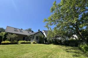 Modernisiertes Einfamilienhaus mit idyllischem Garten in ruhiger Höhenlage von Remagen-Oberwinter – Die vollständige Adresse der Immobilie erhältst du vom Anbieter., 53424 Remagen – Vorschaubild 1