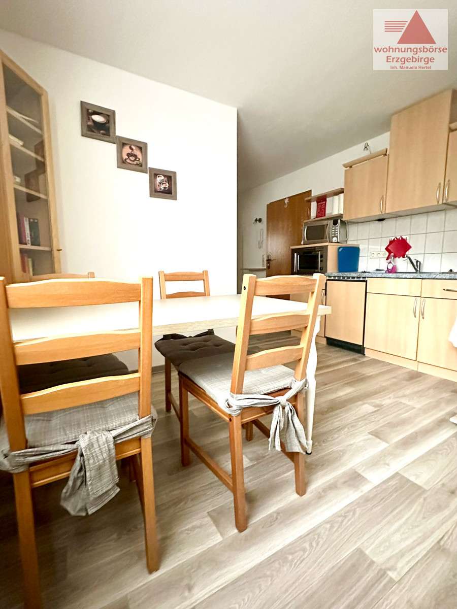 Immobilie in Elterlein - Wohnhaus mit Entwicklungskonzept-Mehrgenerationenhaus-Wohnen und Arbeiten-Elterlein OT Schwarzbach - Bild 2